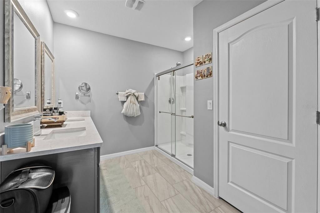 待售: $311,900 (3 贝兹, 2 浴室, 1690 平方英尺)