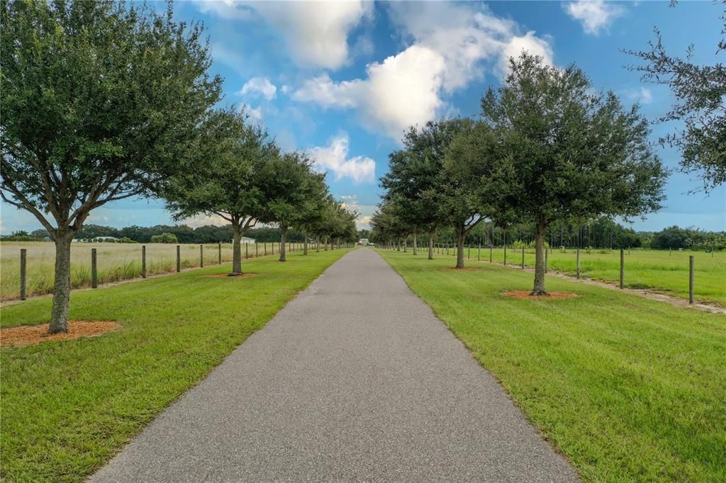 For Sale: $1,900,000 (4 beds, 4 baths, 3661 Square Feet)