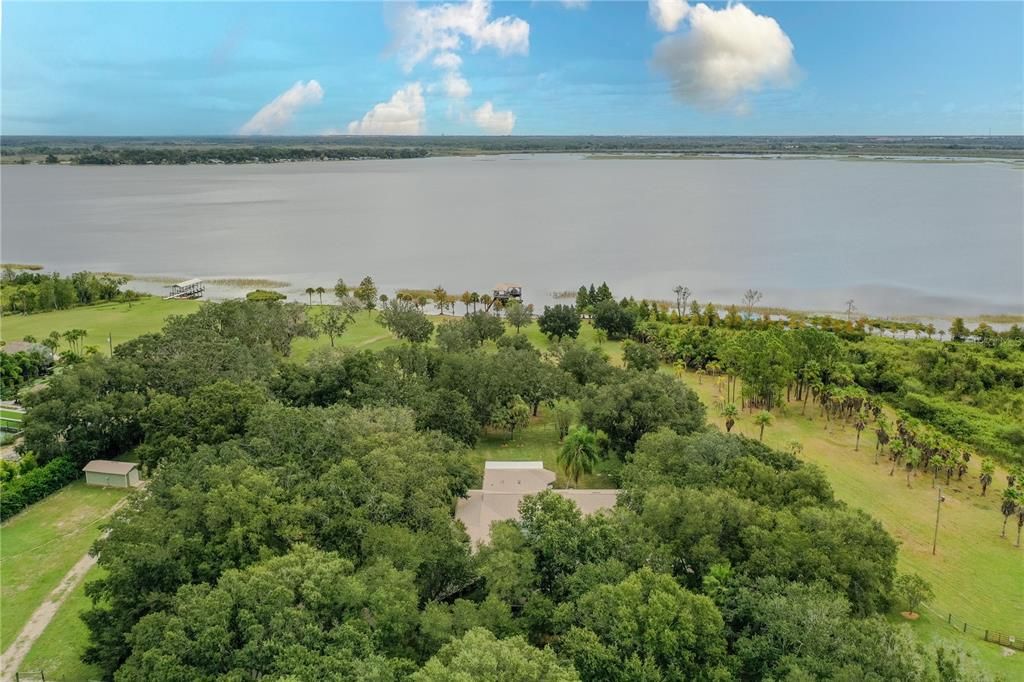 For Sale: $1,900,000 (4 beds, 4 baths, 3661 Square Feet)