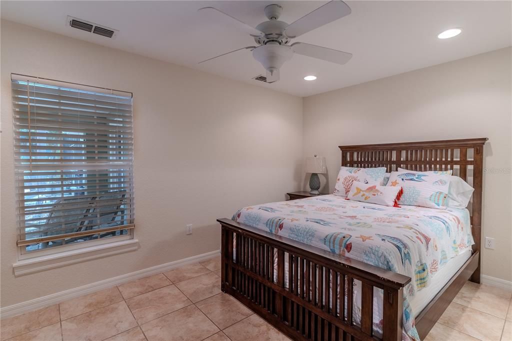 For Sale: $1,900,000 (4 beds, 4 baths, 3661 Square Feet)