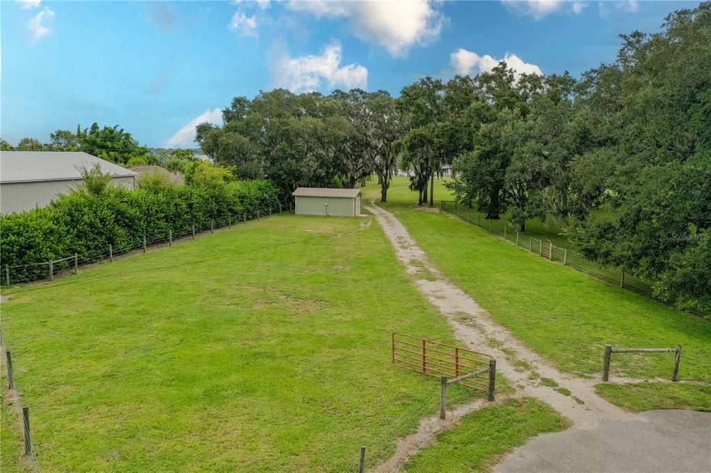 En Venta: $500,000 (10.08 acres)