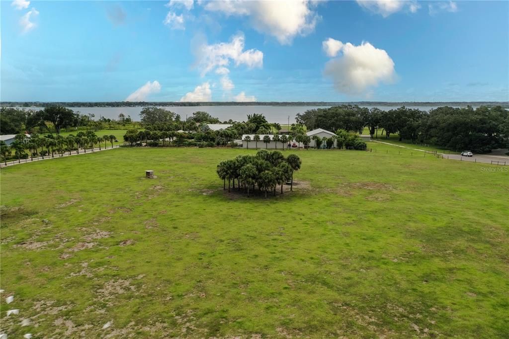 En Venta: $500,000 (10.08 acres)