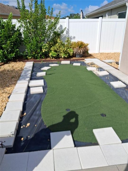 For Sale: $369,000 (3 beds, 2 baths, 1635 Square Feet)