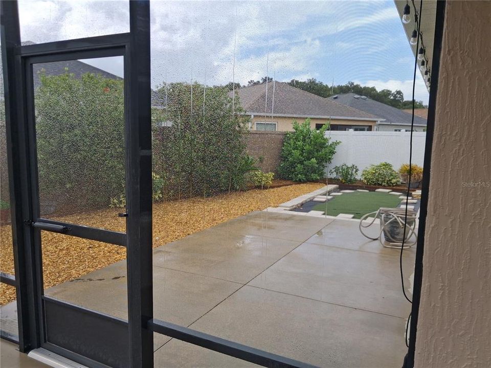 For Sale: $369,000 (3 beds, 2 baths, 1635 Square Feet)