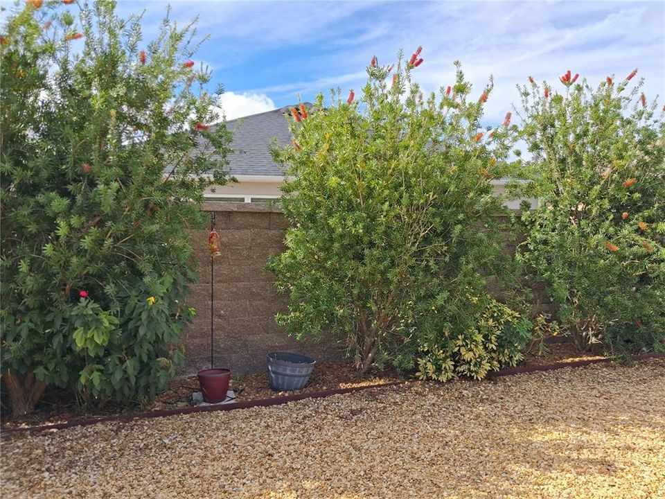 For Sale: $369,000 (3 beds, 2 baths, 1635 Square Feet)