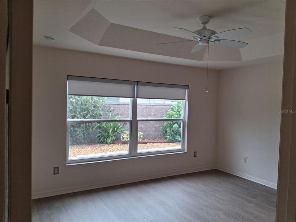 For Sale: $369,000 (3 beds, 2 baths, 1635 Square Feet)