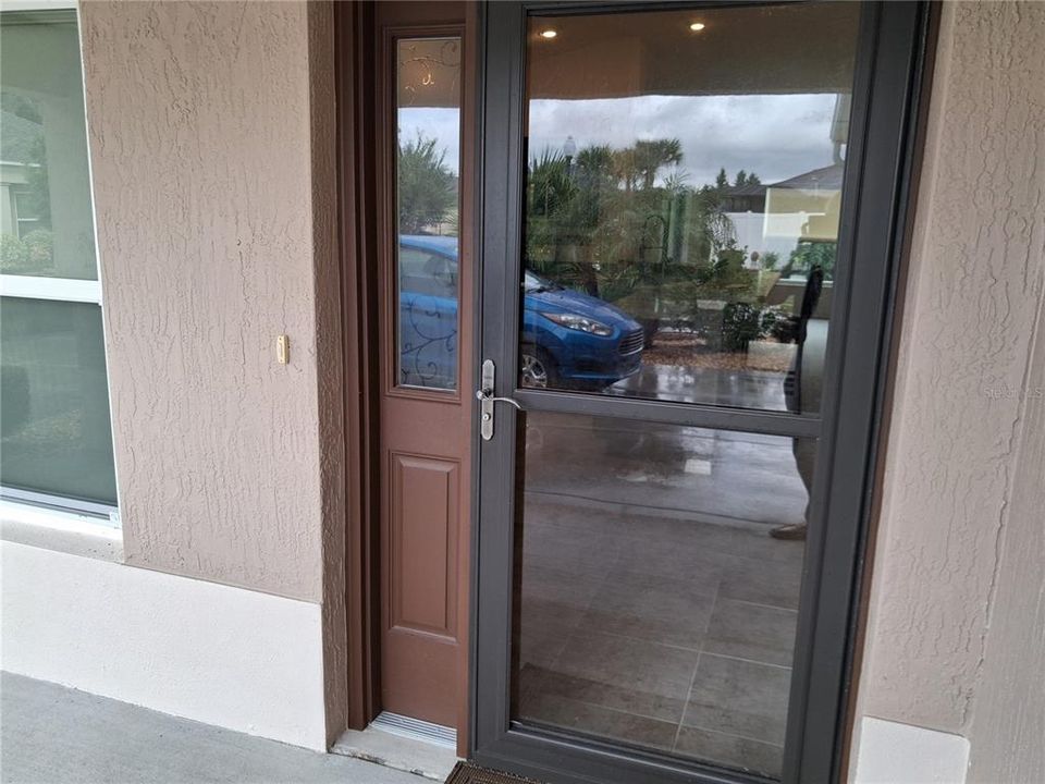 For Sale: $369,000 (3 beds, 2 baths, 1635 Square Feet)