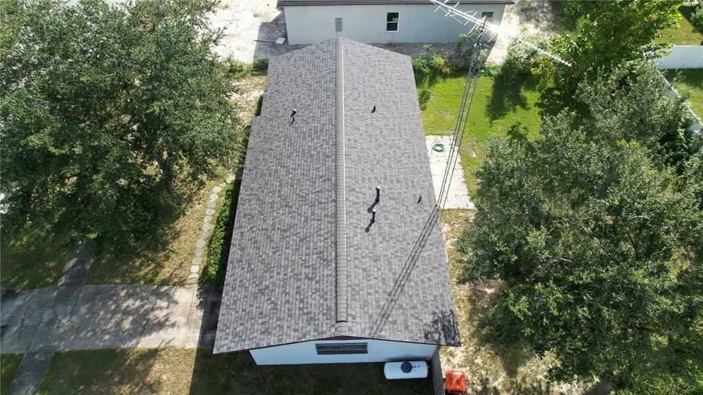 For Sale: $195,000 (2 beds, 1 baths, 943 Square Feet)