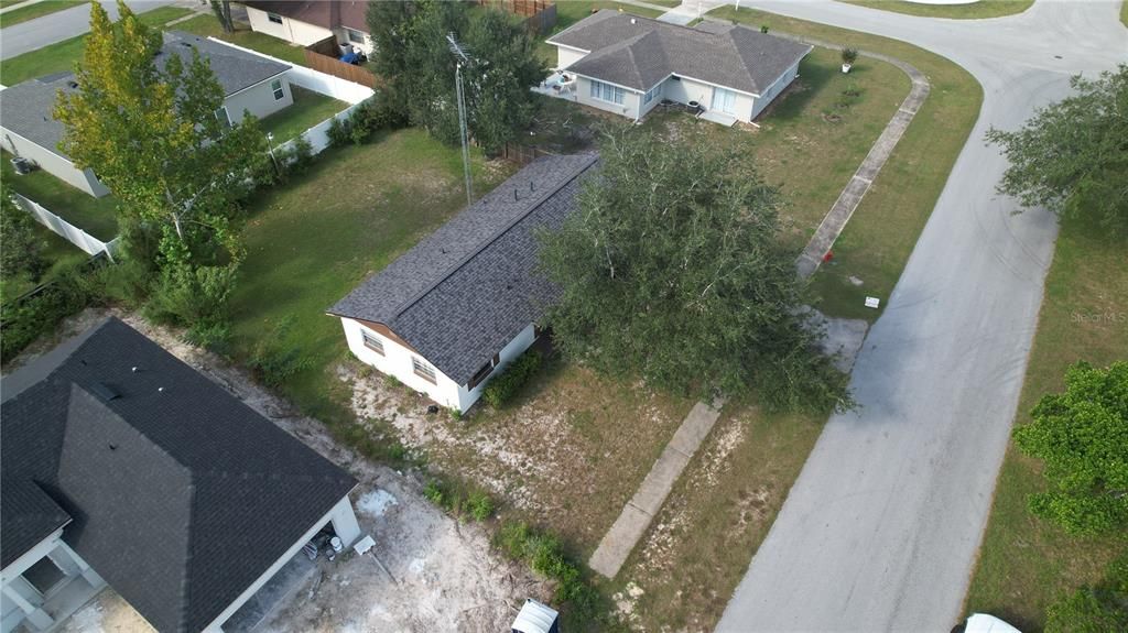 For Sale: $195,000 (2 beds, 1 baths, 943 Square Feet)