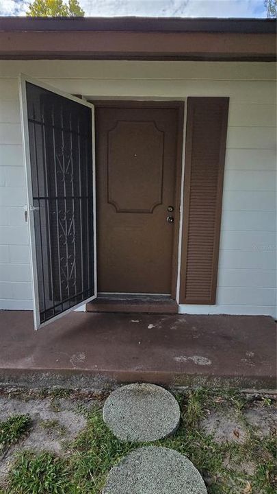 For Sale: $195,000 (2 beds, 1 baths, 943 Square Feet)