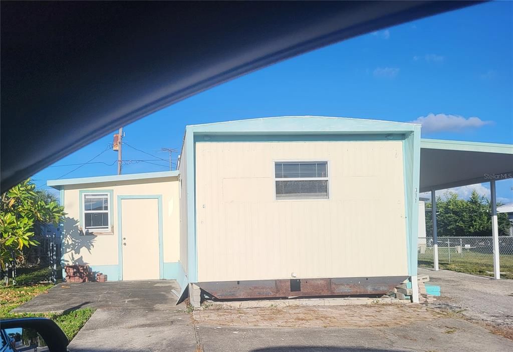 En Venta: $85,000 (2 camas, 2 baños, 696 Pies cuadrados)