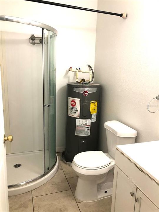 出租: $1,000 (2 贝兹, 1 浴室, 550 平方英尺)