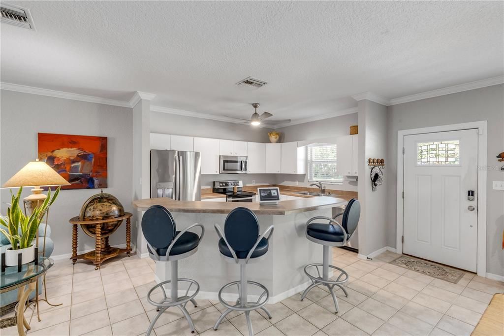 For Sale: $779,000 (3 beds, 2 baths, 1480 Square Feet)