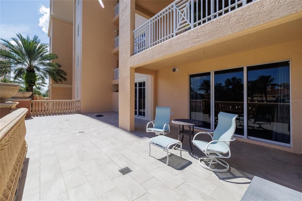 На продажу: $800,000 (3 спален, 2 ванн, 2110 Квадратных фут)