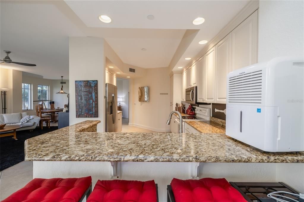 На продажу: $800,000 (3 спален, 2 ванн, 2110 Квадратных фут)