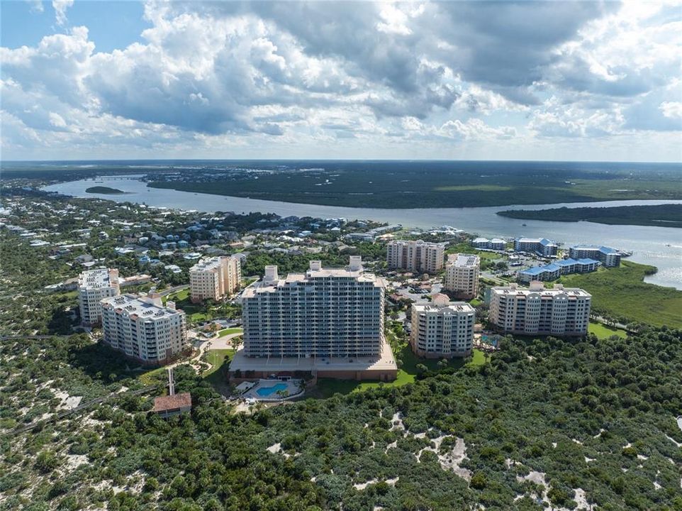 На продажу: $800,000 (3 спален, 2 ванн, 2110 Квадратных фут)