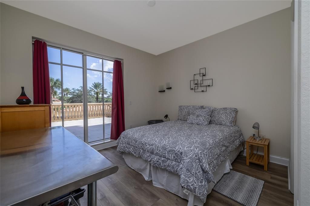 На продажу: $800,000 (3 спален, 2 ванн, 2110 Квадратных фут)