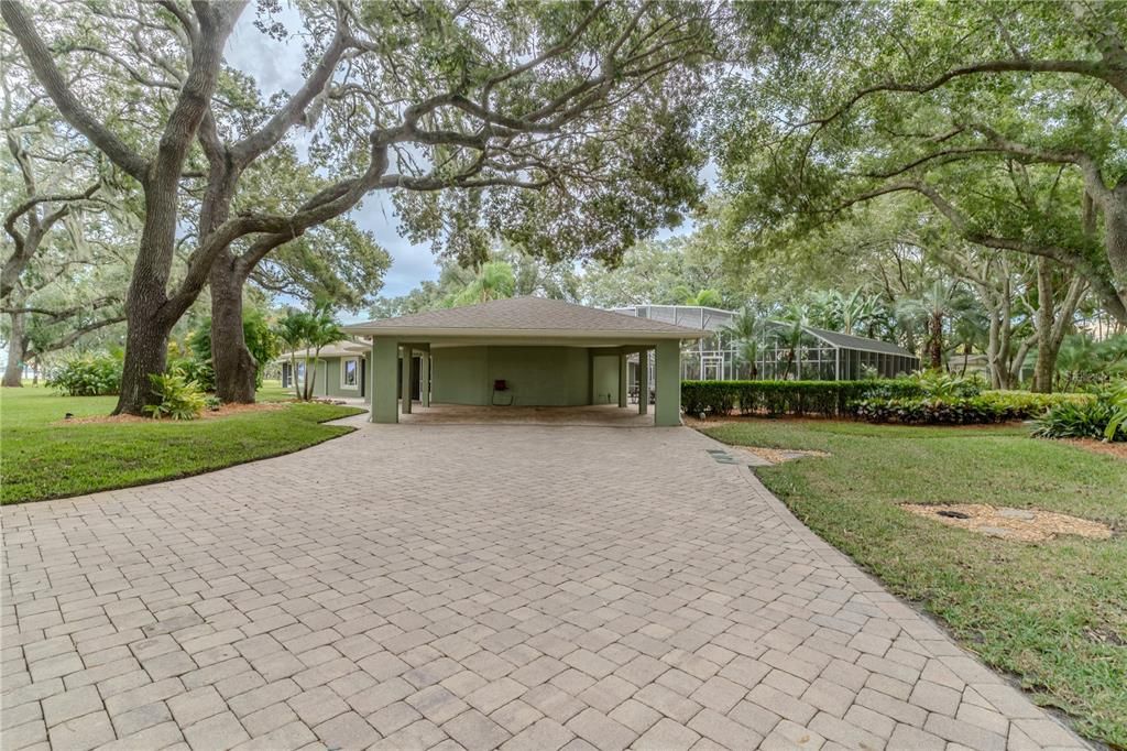 For Sale: $2,400,000 (4 beds, 4 baths, 3661 Square Feet)