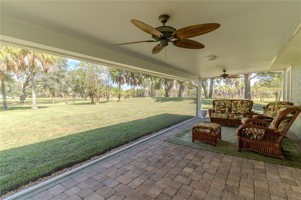 For Sale: $2,400,000 (4 beds, 4 baths, 3661 Square Feet)