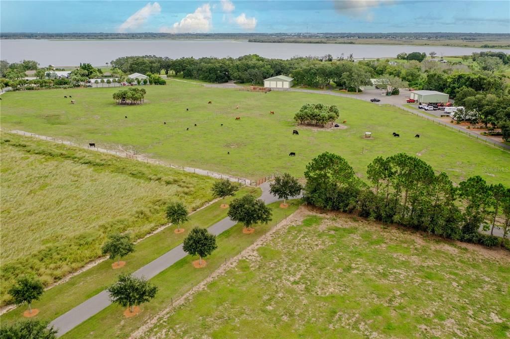 For Sale: $2,400,000 (4 beds, 4 baths, 3661 Square Feet)