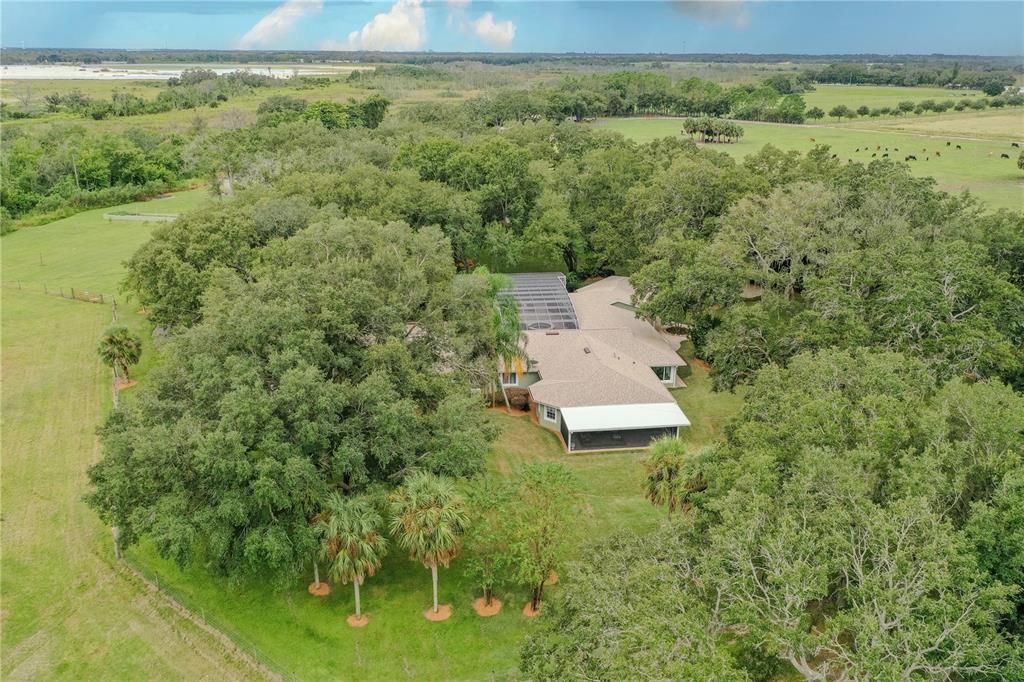 For Sale: $2,400,000 (4 beds, 4 baths, 3661 Square Feet)