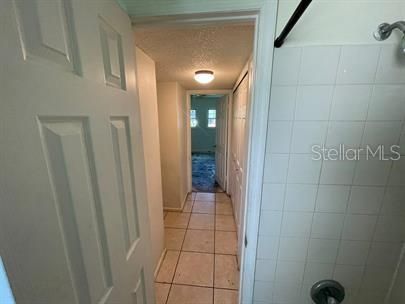 Active With Contract: $1,395 (2 beds, 1 baths, 780 Square Feet)
