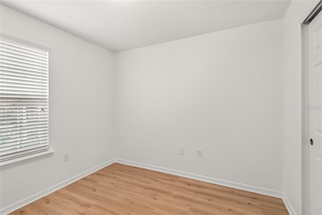 En Venta: $370,000 (3 camas, 3 baños, 1519 Pies cuadrados)