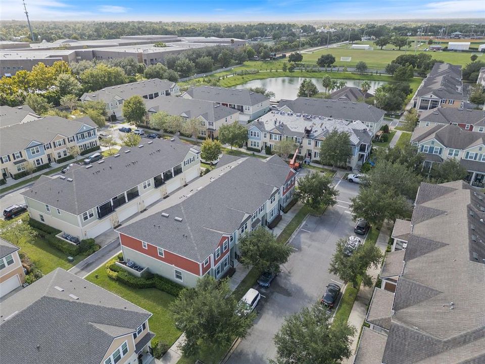 En Venta: $370,000 (3 camas, 3 baños, 1519 Pies cuadrados)