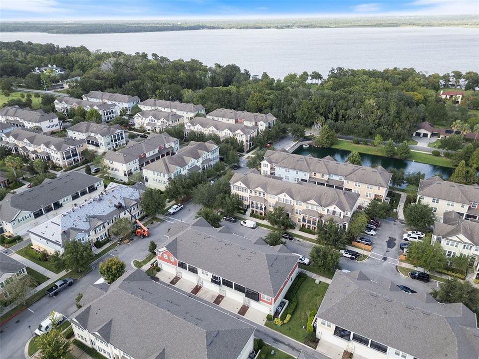 En Venta: $370,000 (3 camas, 3 baños, 1519 Pies cuadrados)