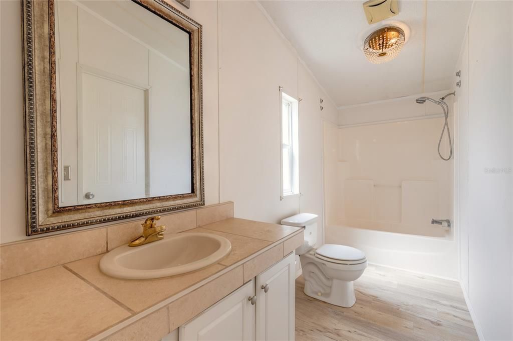 En Venta: $189,900 (2 camas, 2 baños, 1040 Pies cuadrados)