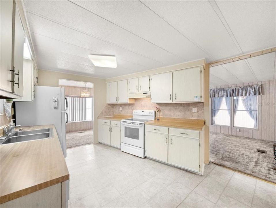 待售: $135,000 (2 贝兹, 2 浴室, 1152 平方英尺)