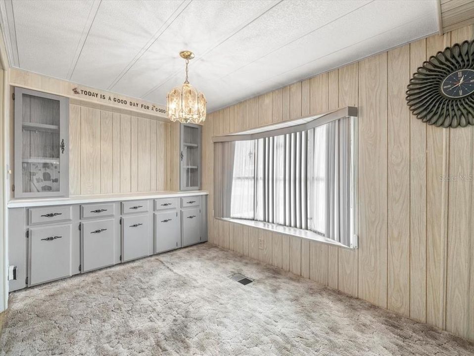 待售: $135,000 (2 贝兹, 2 浴室, 1152 平方英尺)