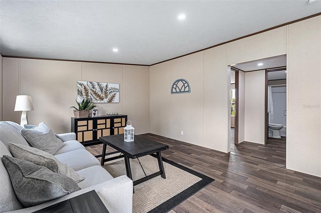 For Sale: $242,500 (3 beds, 2 baths, 1450 Square Feet)