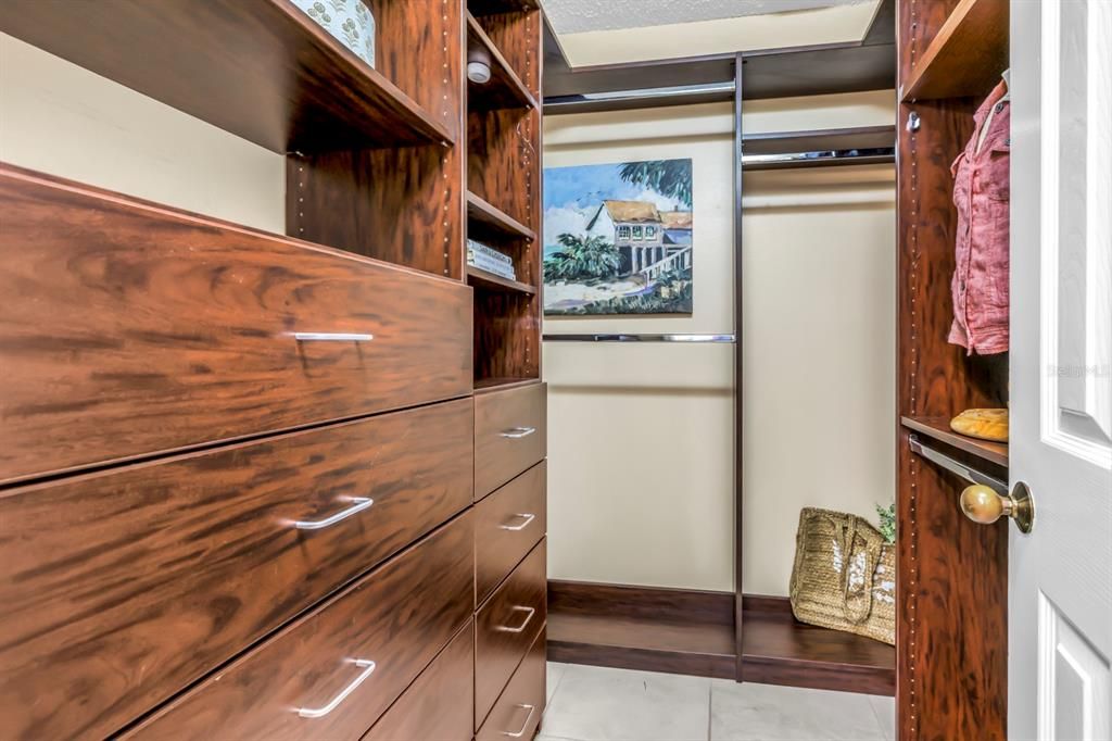 For Sale: $544,000 (3 beds, 2 baths, 1820 Square Feet)