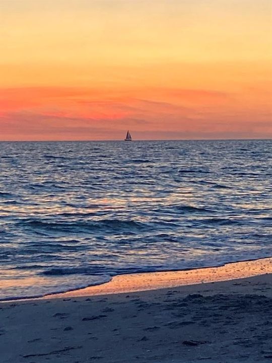 For Sale: $544,000 (3 beds, 2 baths, 1820 Square Feet)