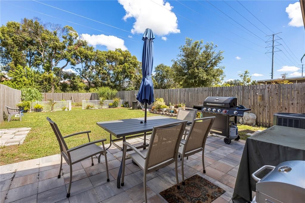 待售: $279,000 (3 贝兹, 2 浴室, 1044 平方英尺)