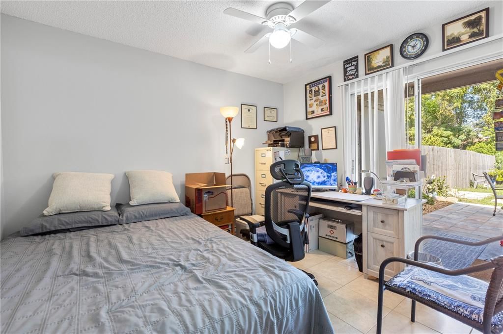 待售: $279,000 (3 贝兹, 2 浴室, 1044 平方英尺)