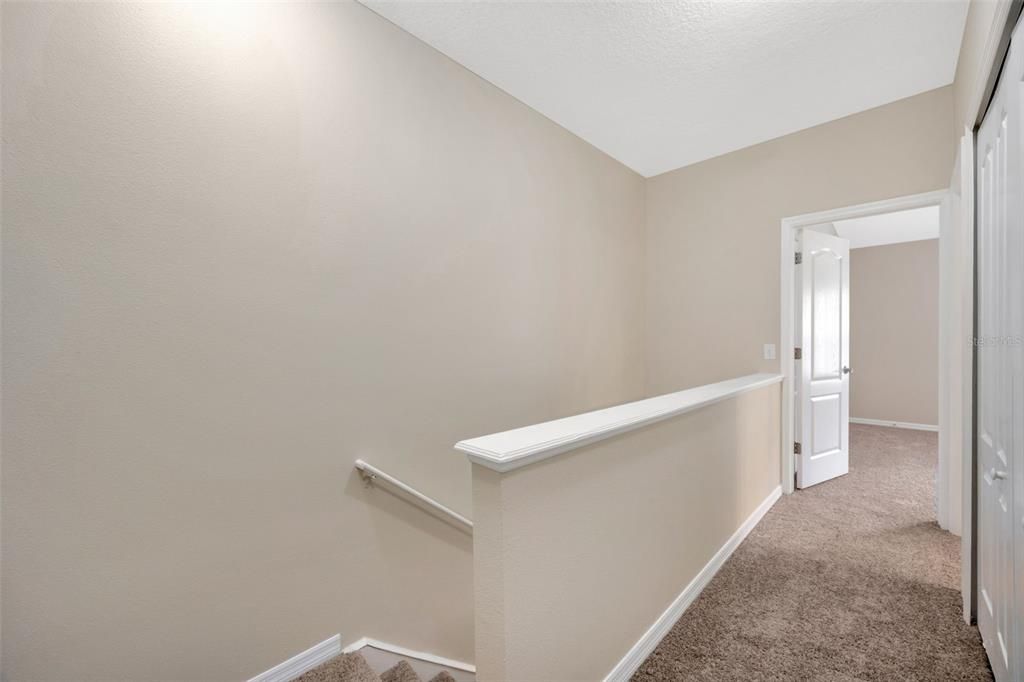 出租: $1,900 (3 贝兹, 2 浴室, 1383 平方英尺)