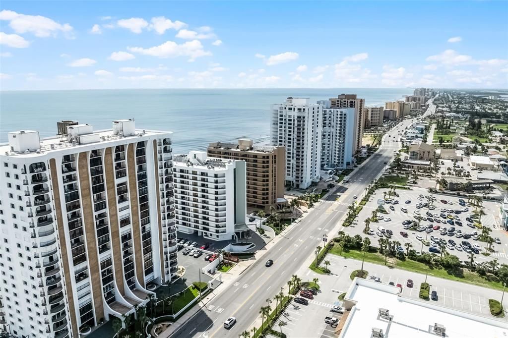 For Sale: $285,000 (2 beds, 2 baths, 1189 Square Feet)