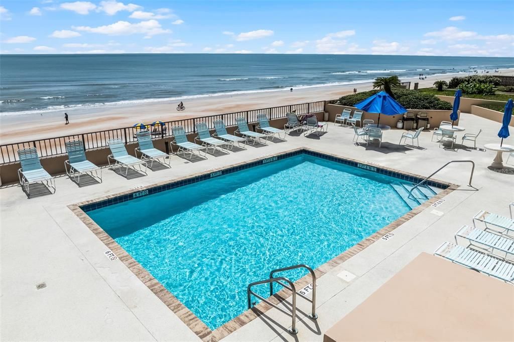 For Sale: $285,000 (2 beds, 2 baths, 1189 Square Feet)