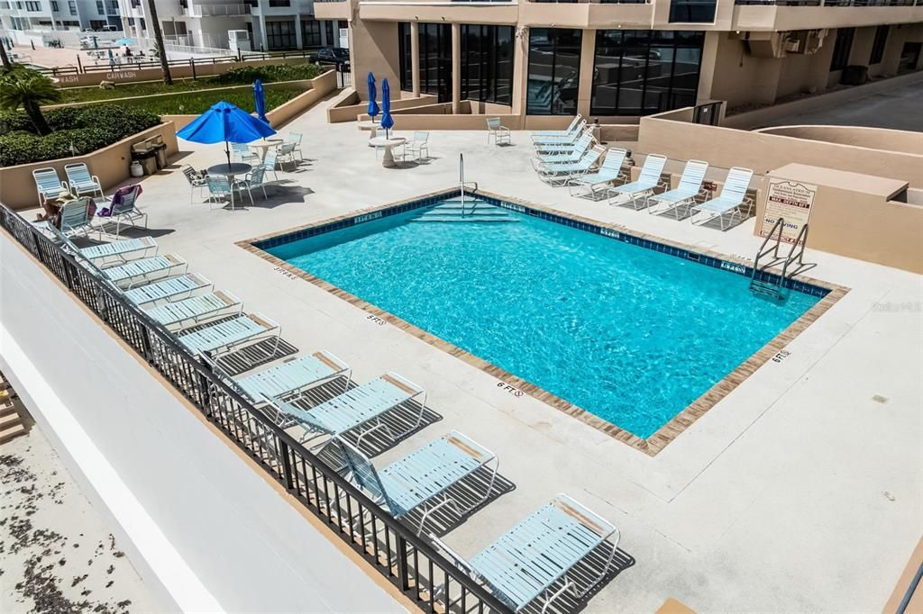 For Sale: $285,000 (2 beds, 2 baths, 1189 Square Feet)