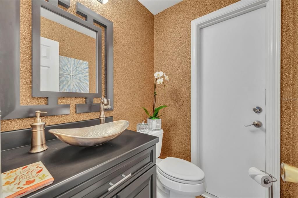 Activo con contrato: $600,000 (4 camas, 2 baños, 2668 Pies cuadrados)