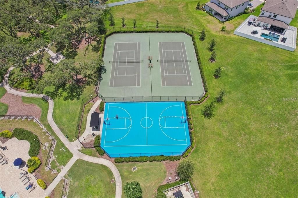 En Venta: $725,000 (5 camas, 3 baños, 3381 Pies cuadrados)