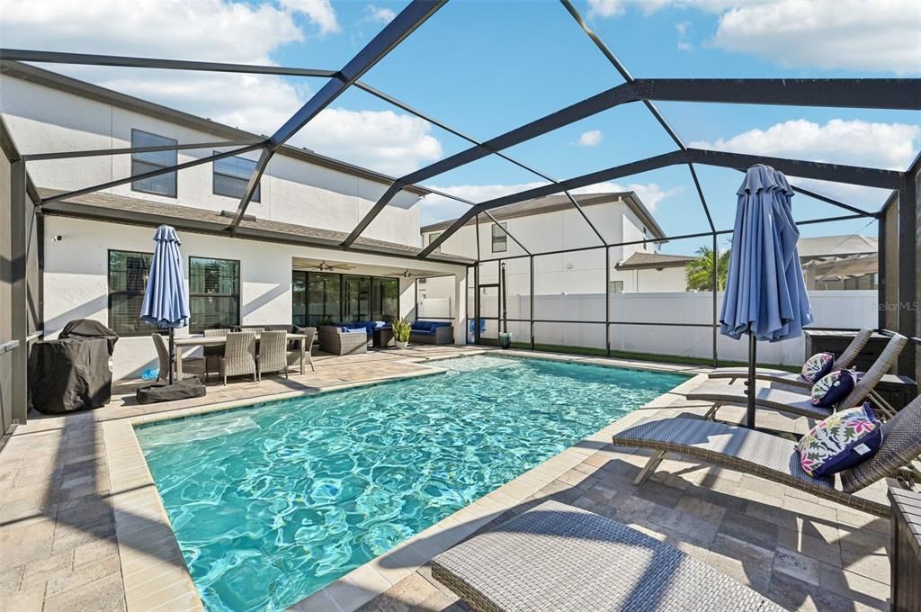 En Venta: $725,000 (5 camas, 3 baños, 3381 Pies cuadrados)