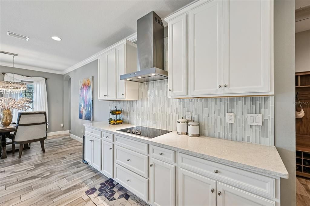 En Venta: $725,000 (5 camas, 3 baños, 3381 Pies cuadrados)