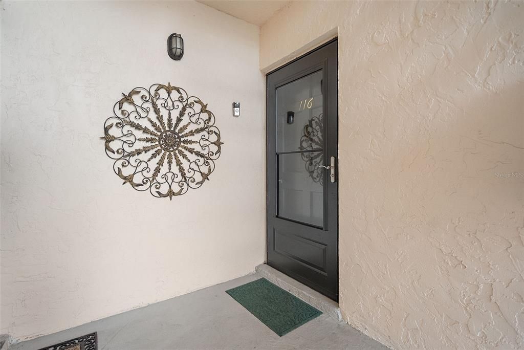 Active With Contract: $245,000 (2 beds, 2 baths, 1480 Square Feet)