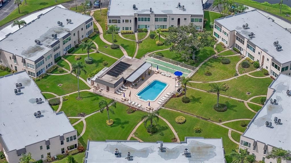 Active With Contract: $245,000 (2 beds, 2 baths, 1480 Square Feet)