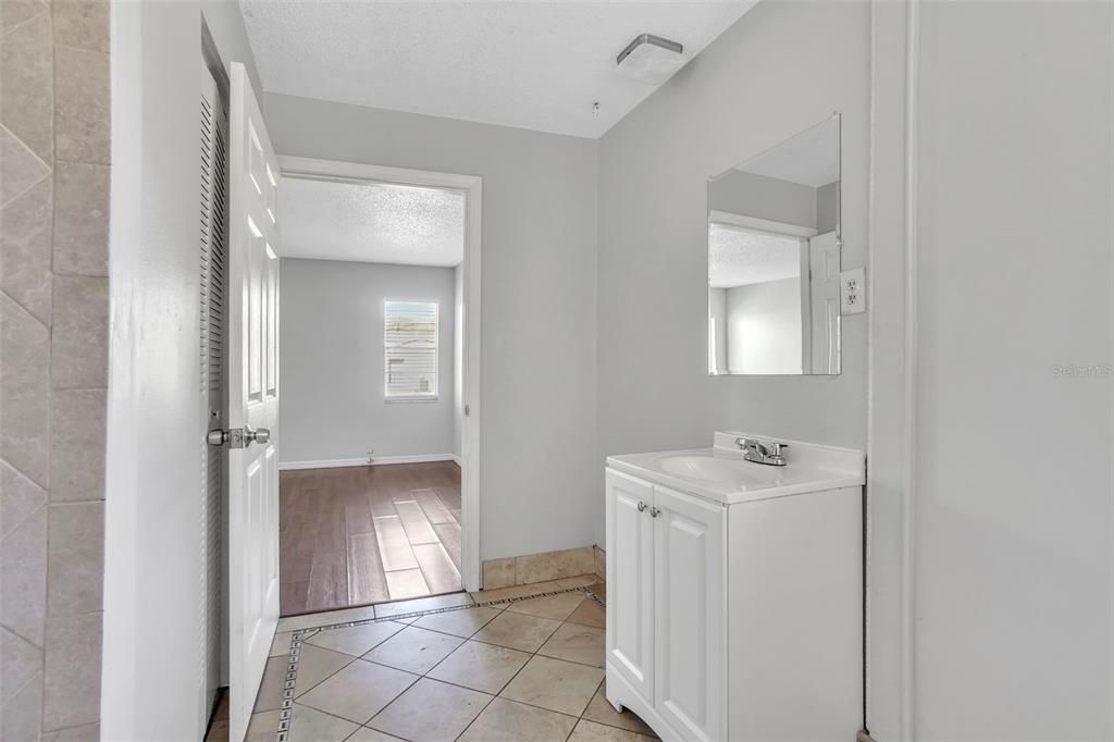 待售: $350,000 (3 贝兹, 2 浴室, 1494 平方英尺)