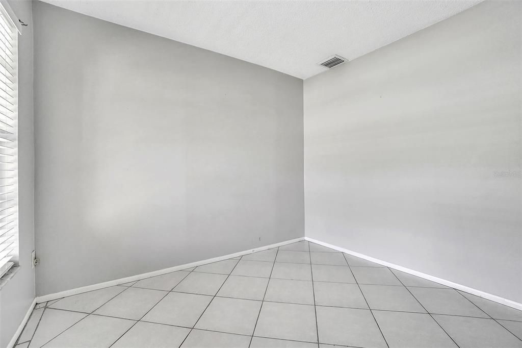 待售: $350,000 (3 贝兹, 2 浴室, 1494 平方英尺)