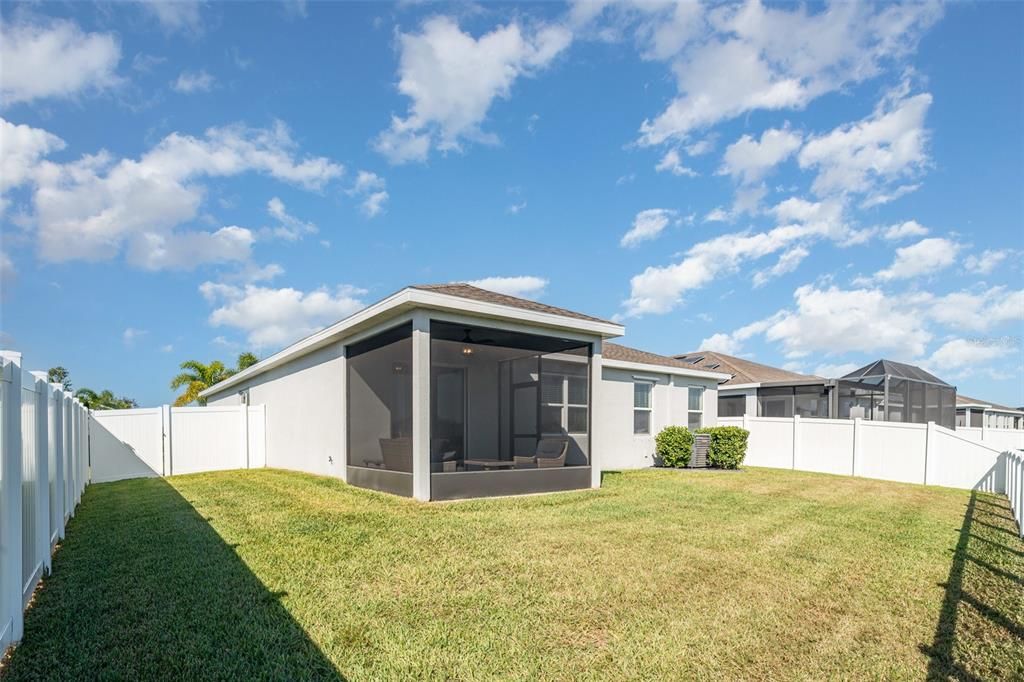 For Sale: $399,000 (3 beds, 2 baths, 1818 Square Feet)